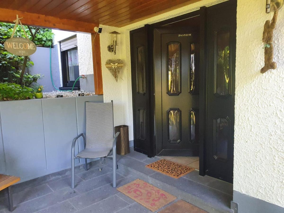 Ferienwohnung Zum Rheinblick Kestert Exterior foto